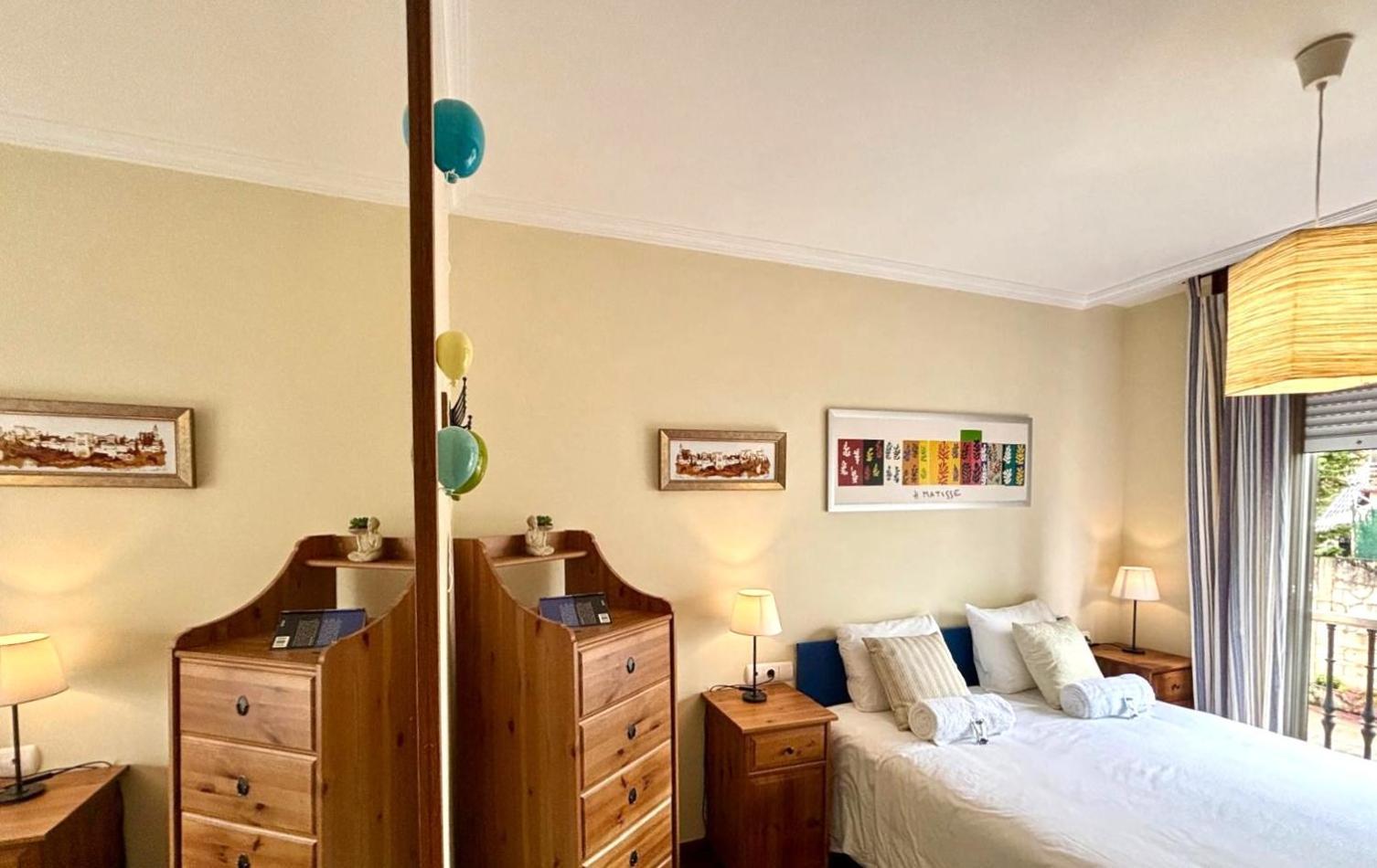 Апартаменты Holibai, Chulina, Cerca De La Playa, Con Piscina Y Parking Байона Экстерьер фото